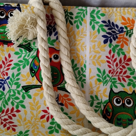 Canvas tote travel market bag owls rope handle zip closure red green yellow blue - Picture 11 of 12